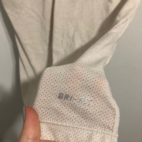 Nike Dry Fit tee - Picture 10 of 11